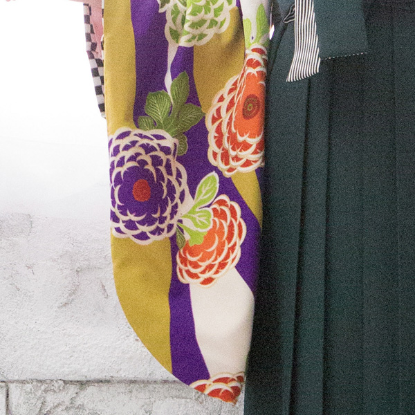 JS紫とからしリサ＆JS緑ひもS | 福岡・北九州・山口の卒業式の袴レンタルなら新美