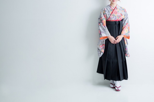 【福岡】卒業式の袴レンタル・着付けの相談！ブーツと草履はどちらがいい？